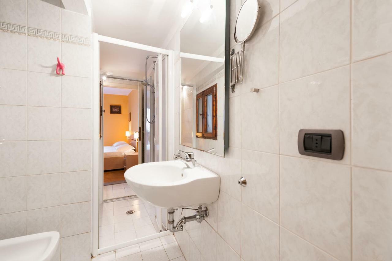 Like A Local In Oltrarno Apartment Florence Exterior photo